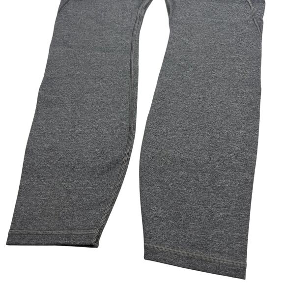 Athleta Up For Anything 7/8 Tights SIZE M Heather Gray Yoga Pant Zipper Pocket - Picture 11 of 13